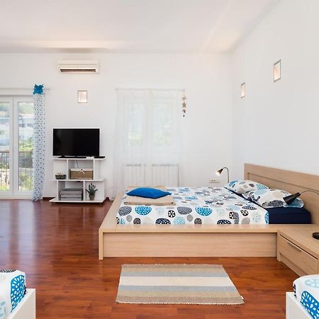 Apartment Bagatin Podstrana Bagian luar foto